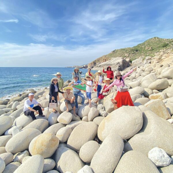 Lặn ngắm san hô đảo Bình Hưng tour 2N1Đ